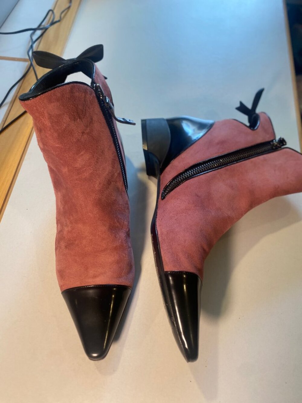 Fabrizio Viti - Size 7.5 - Women's Side Zip Pink Bootie, bow tie back, Italian